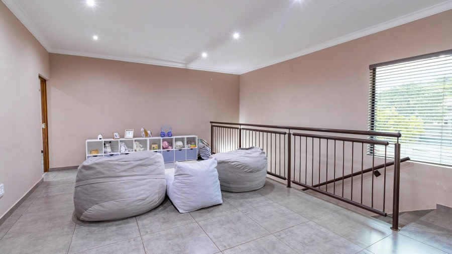 4 Bedroom Property for Sale in Boschdal North West